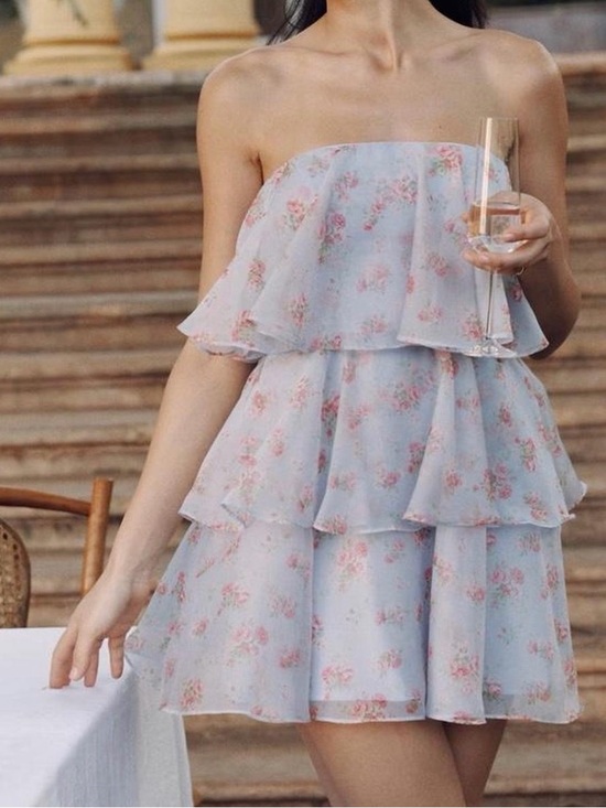 Abercrombie & Fitch Dresses & Skirts - Abercrombie & Fitch Organza Tiered Strapless Mini Dress size medium NWT